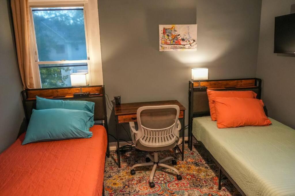 Historic Coastal Haven- Pet Friendly Fast Wi-Fi Norfolk Exterior foto