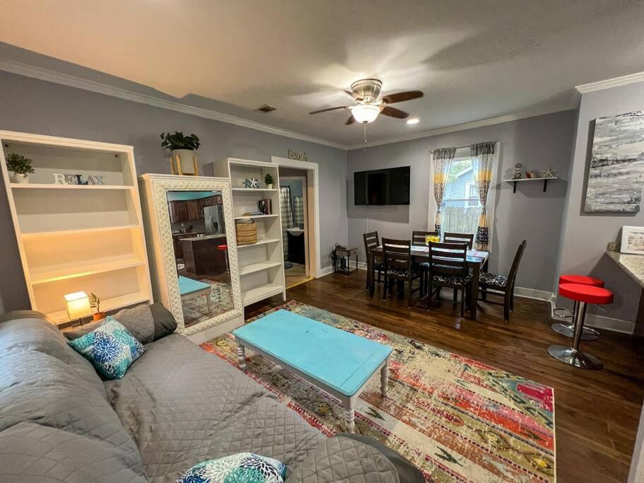 Historic Coastal Haven- Pet Friendly Fast Wi-Fi Norfolk Exterior foto